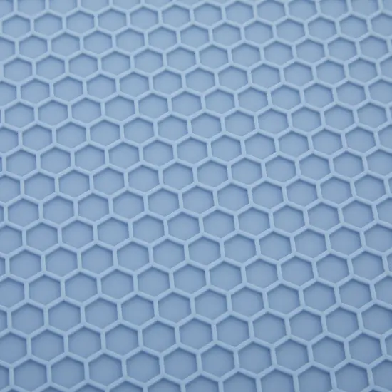 6 Pack Silicone Trivets for Hot Pots and Pans, Round Heat Resistant Multifunctional Mat for Kitchen Countertop (3 Colors, 7 Inches) Multicolor {6}