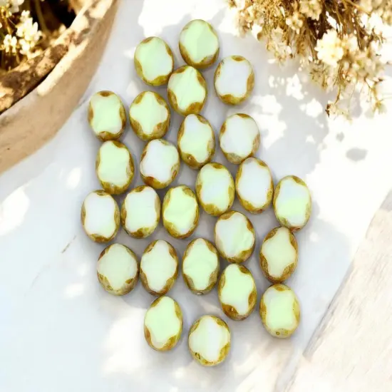 *25* 9mm Seafoam Green Picasso Table Cut Oval Diamond Beads {3}