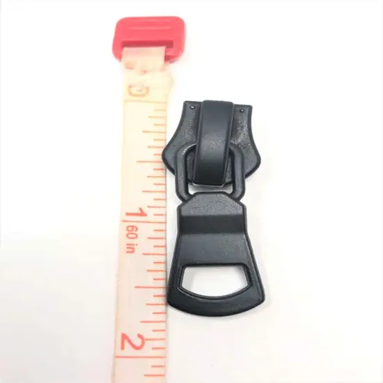 Zipper Pull &ndash; Square Glossy Metal 8MM in Dull Black {4}