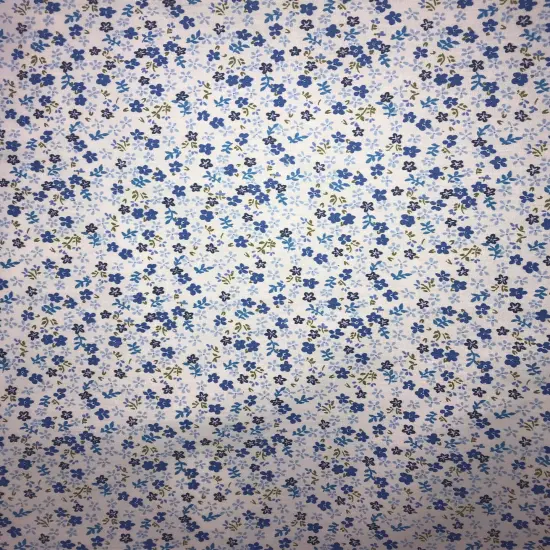 1 Yard Royal Blue Small Daisy Print Poly Cotton Fabric for Sewing Quilting Crafts 59/60 Inch Width {1}