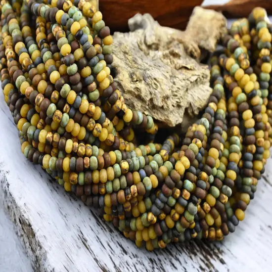 7/0 Aged Matte Caribbean Blue Picasso Czech Glass Seed Bead Mix (21" Strand) {3}