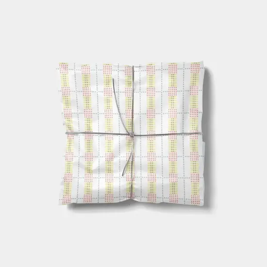 Bit Plaid Gift Wrap {1}