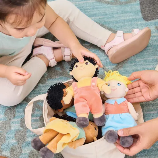 Kaplan Early Learning Company Multicultural Soft Dolls - Set of 4 {4}