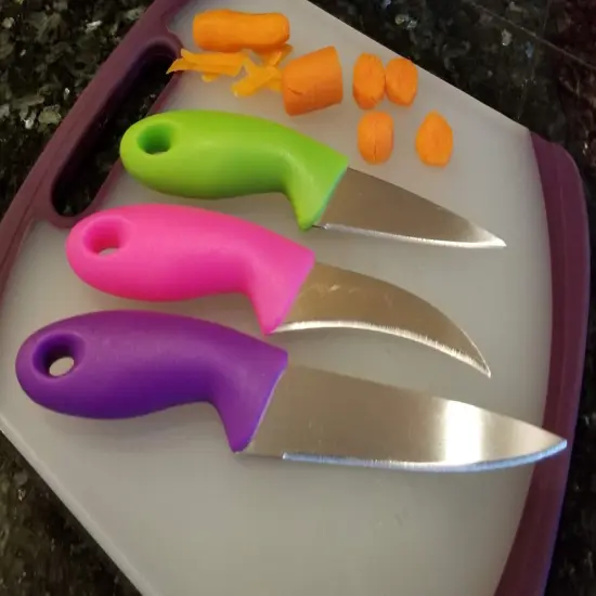 Handy Housewares 3 Piece Multi-Purpose Kitchen / Paring Knife Set - Great for Cutting Fruits Vegetables Meat and More {5}