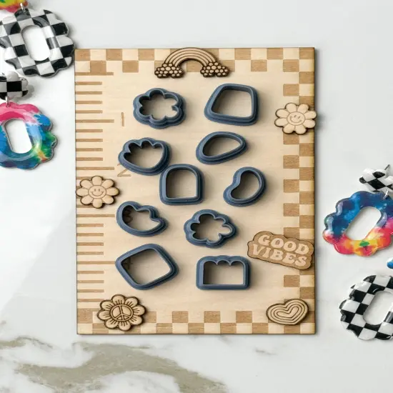 Groovy Stud Pack Clay Cutters {1}