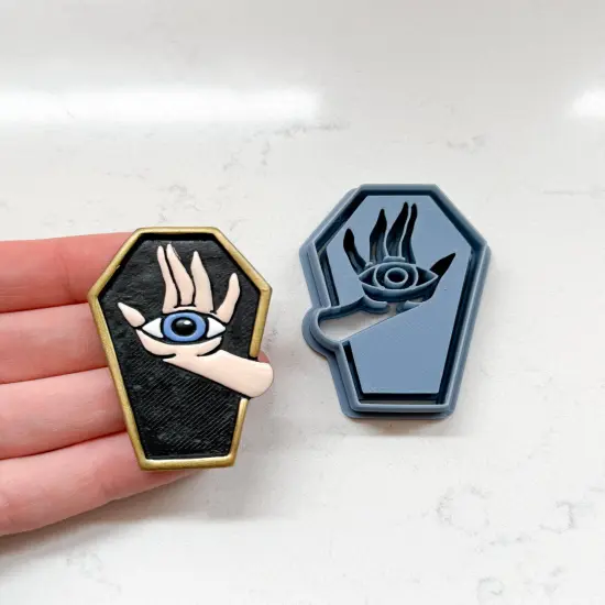 COFFIN HAND EYE | HALLOWEEN 2025 | CLAY CUTTERS {3}