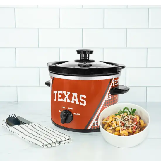 Uncanny Brands Texas Longhorns 2-Qt Slow Cooker {3}