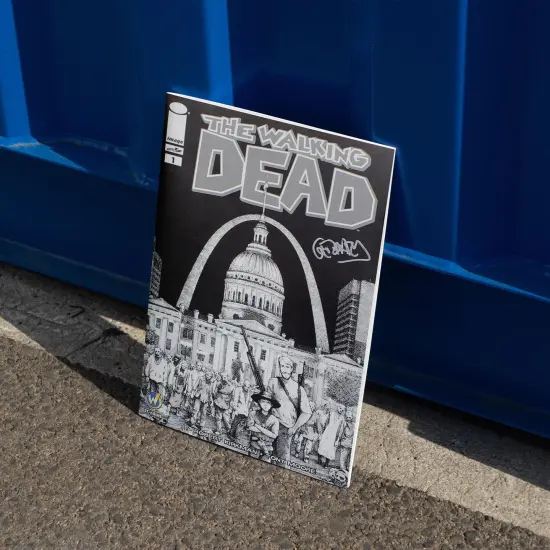 The Walking Dead #1 WW St Louis Exclusive B&W Cover Signed By Gerhard {3}
