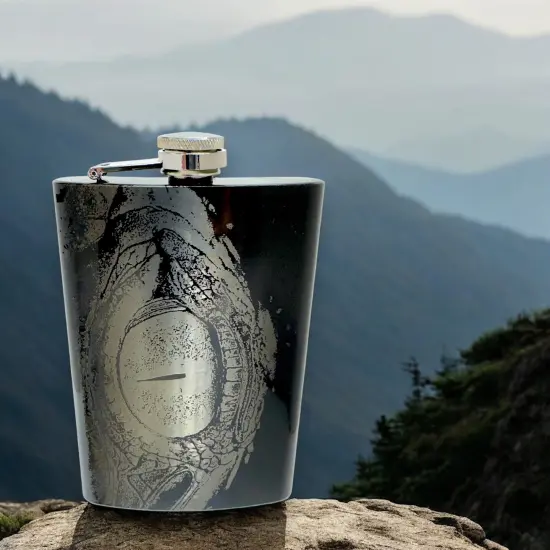 8oz Dragon Eye Black Flask {4}