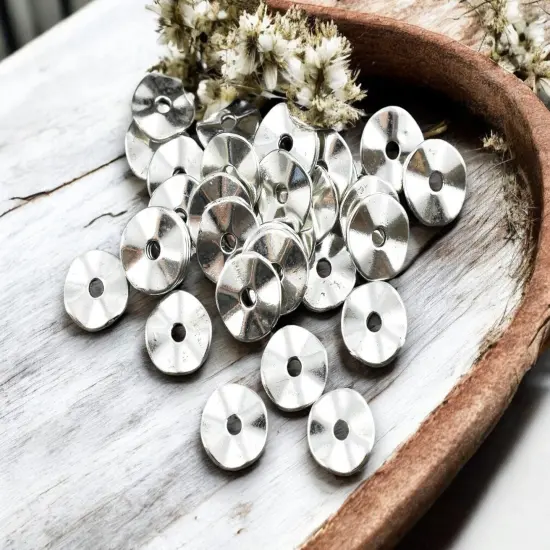 *200* 9x1mm Silver Wavy Disc Spacer Beads {1}