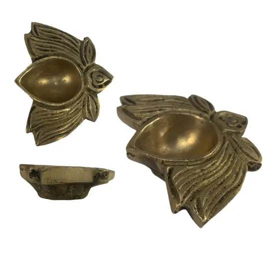 Lotus Brass Finish Diya Indian Craft Diya for Puja Oil Lamp Pooja Gift Diwali Home Decorations Mandir Temple Akhand Diya Indian Traditional Deepawali Return Gifts {6}