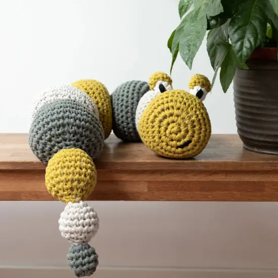 DIY Crochet Kit by HoookedCaterpillar Lola PAK232 {1}