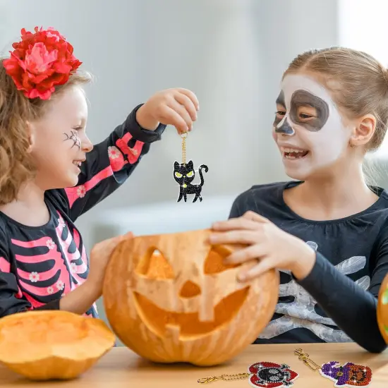 32 Pieces Halloween DIY Diamond Key Chain {3}