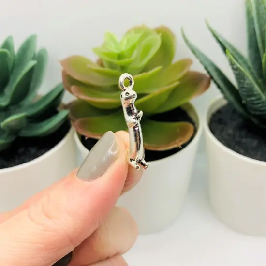 Silver Standing Otter 3D Charms, 26x13mm {5}