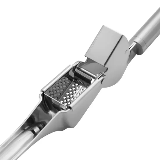 ZWILLING Pro Garlic Press {6}