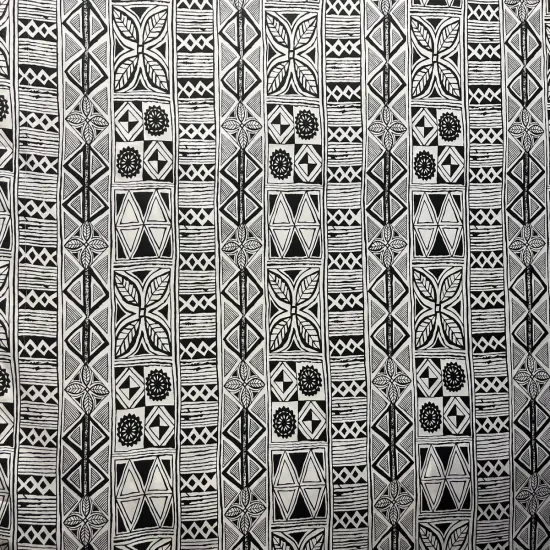 1 Yard Traditional Polynesian Tapa Polyester Fabric For Sewing Crafts And Home D&eacute;cor Projects 60 Inch Black {1}