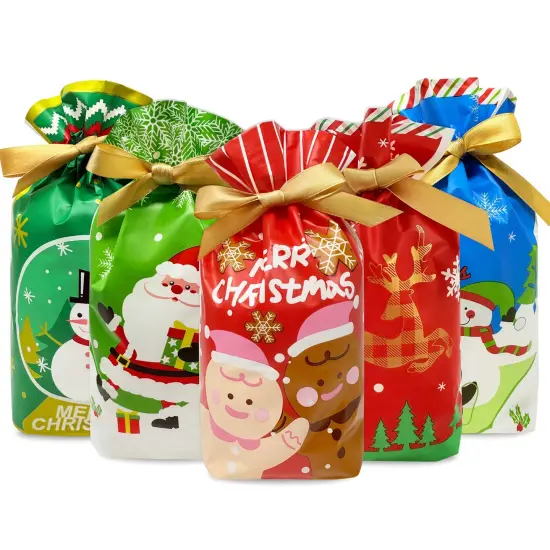 Wrapables Christmas Drawstring Treat Bags for Candy, Cookies, Treats, Gifts and Party Favors (50pcs), Santa's Buddies {1}