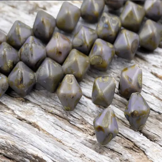 *18* 11x10mm Lilac Silk Picasso Lantern Bicone Beads {1}