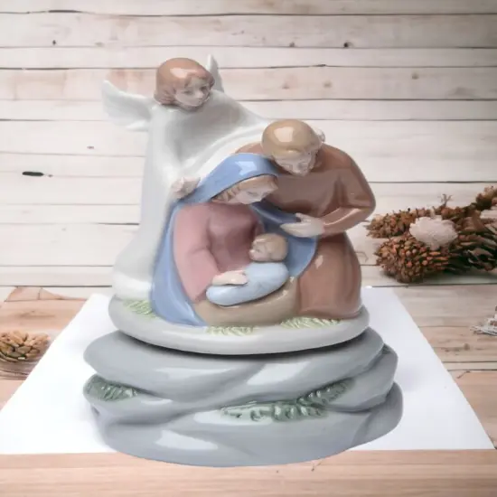 Ceramic Holy Family Nativity Musical Box, Home D&eacute;cor, Religious D&eacute;cor, Religious Gift, Church D&eacute;cor, Baptism Gift {2}