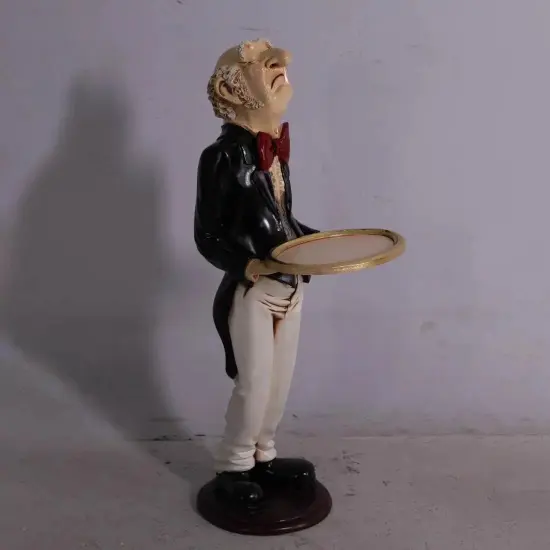 Connoisseur Butler Statue {4}