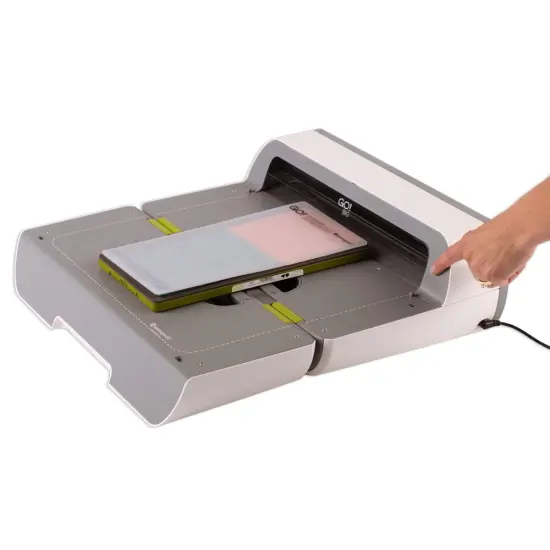 GO! Big Electric Fabric Cutter Starter Set {3}