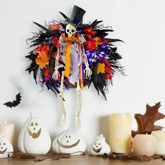 28 Inch Halloween Skeleton Wreath {3}