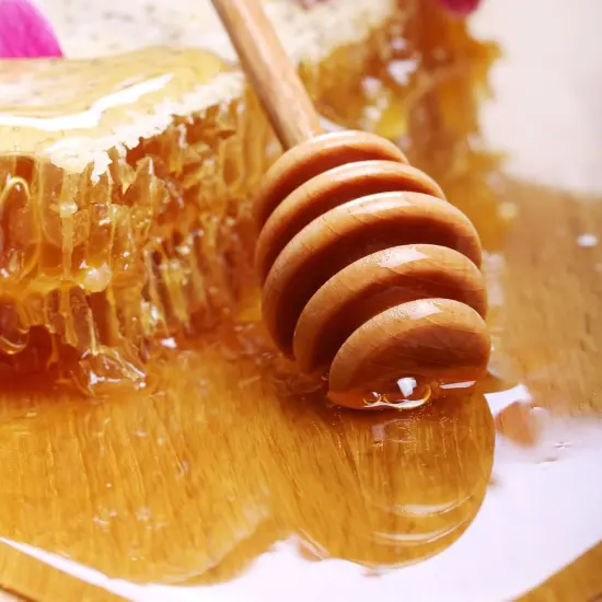 2 Pcs Wooden Honey Mixing Stirrers 6 Inch / 15cm Mini Reusable Wooden Dipper Sticks Server for Honey and Syrup Jar Dispense Drizzle Jam Honey Dippers Spoons Honeycomb Sticks {3}