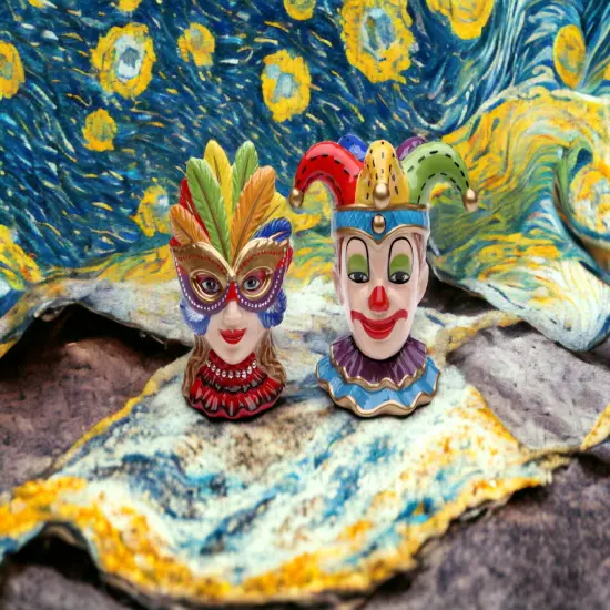 Mardi Gras Parade Ceramic Salt and Pepper Shakers, Home D&eacute;cor, Gift for Her, Gift for Mom, Kitchen D&eacute;cor {1}