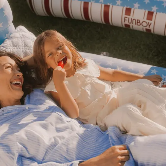 PATRIOTIC KIDS AIR MATTRESS {6}