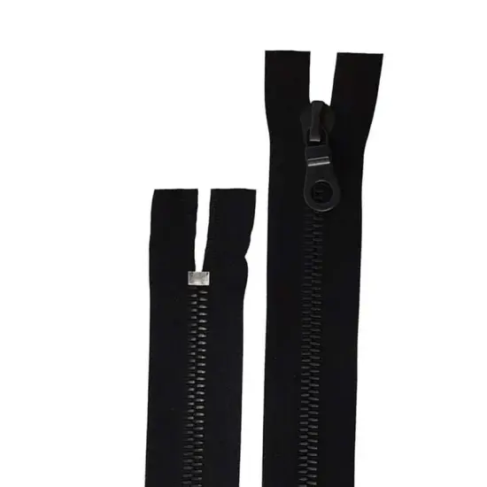 Zipper &ndash; Black 8MM Closed Bottom with KTA Pull, Black/Black {1}