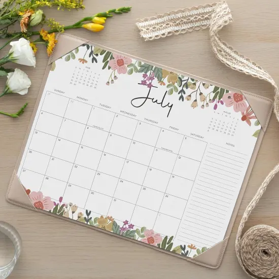 Desk Calendar 2025-2026 with Desktop Mat (Floral) {3}
