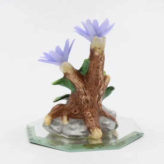 Ceramic Aster Flower Figurine, Home Décor, Gift for Her, Gift for Mom, Vanity Décor {3}