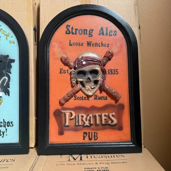 Pirate Wall Decor Pub Sign Statue {3}