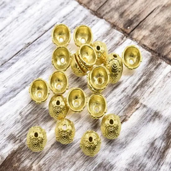 *100* 8mm Bight Gold Bead Caps {4}