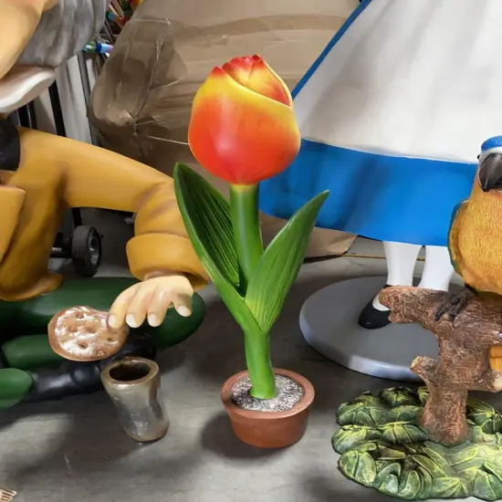 Small Tulip In Pot Flower Statue {3}