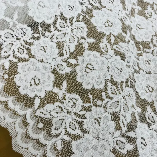 1 Yard Luxurious Corded Bridal Lace Fabric Embroidered on 100% Polyester Net Mesh 49" Width Red {5}