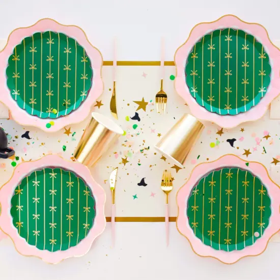 EMERALD GREEN SIGNATURE BOW SMALL PLATES {3}