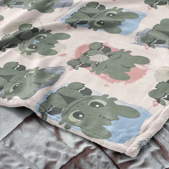 Universal How to Train Your Dragon Silk Touch Throw Blanket Many Emotions {5}