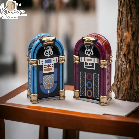 Ceramic Jukebox Salt & Pepper Shakers, Home D&eacute;cor, Gift for Him, Gift for Dad, Kitchen D&eacute;cor, Game Room Decor {2}