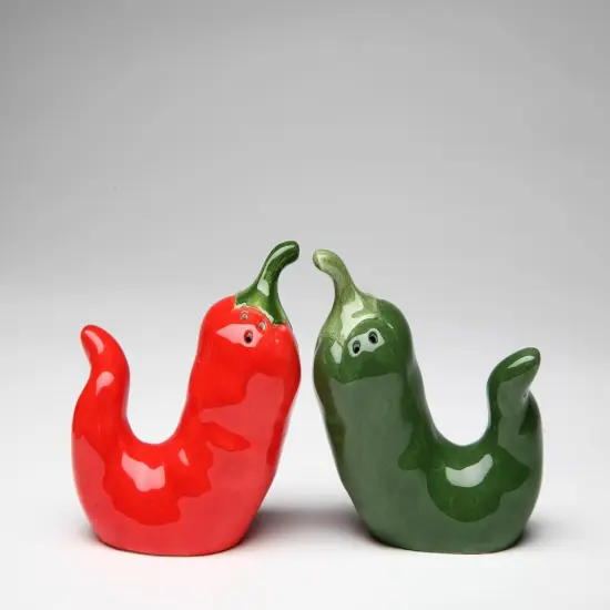 Ceramic Chili Pepper Shaped Salt & Pepper Shakers, Home D&eacute;cor, Gift for Her, Gift for Mom, Kitchen D&eacute;cor, Farmhouse D&eacute;cor, Mexican Decor {3}