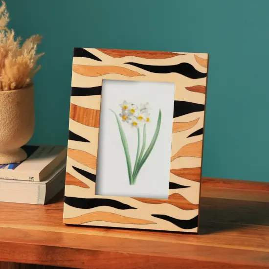 Wave Inlay Photo Frame (Ivory & Black) {1}