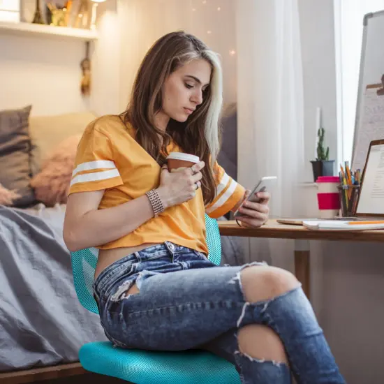 Costway Mesh Office Chair Low-Back Armless Computer Desk Chair Adjustable Height BluePinkPurple {5}