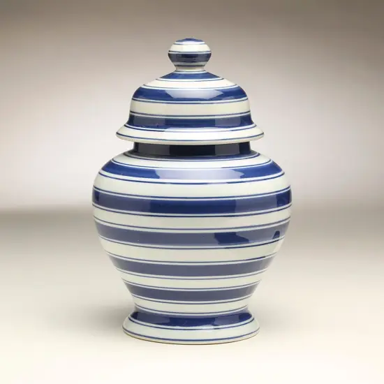 AA Importing 59960 Blue & White Ginger Jar {1}