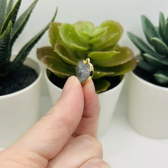 1, 4, 20 or 50 Pieces: Silver Glitter Heart Charms {4}