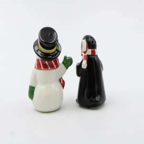 Ceramic Snowman and Penguin Ceramic Salt and Pepper Shakers, Home D&eacute;cor, Gift for Her, Gift for Mom, Kitchen D&eacute;cor, Christmas D&eacute;cor {5}