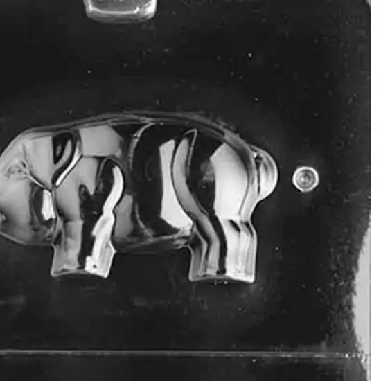 3D Pig Chocolate Mold for Fun and Themed Parties {3}