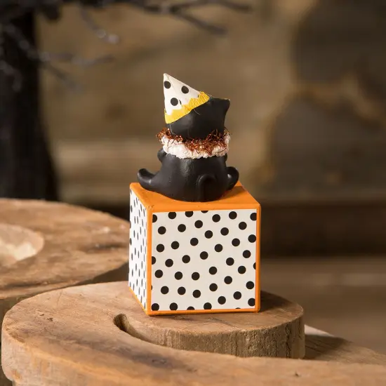 Party Hat Kitty on Block 4.25" {6}