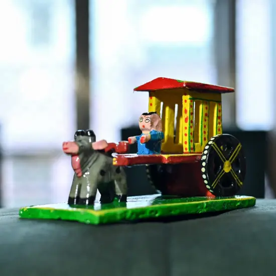 Indian Wooden Bullock Cart Decor Kondapalli Hand Painted Golu Decoration Showpiece for Home Living Room Shelf Display Table Decor Gifting Item {2}