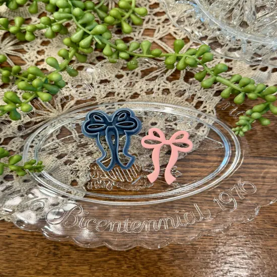 DOUBLE LOOP BOW CUT OUT | COQUETTE | CLAY CUTTER {1}