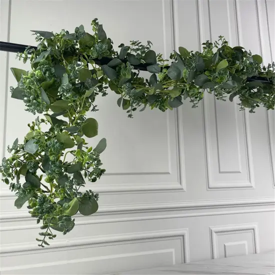 6&rsquo; Artificial Greenery Eucalyptus Garland Silver Dollar Eucalyptus Garland {3}